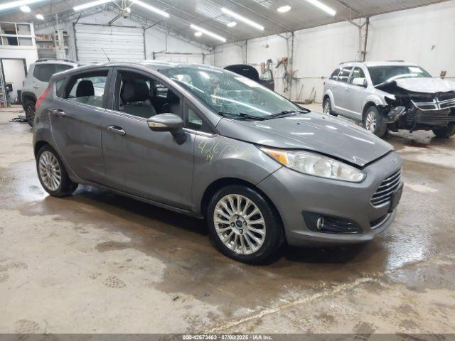  Salvage Ford Fiesta