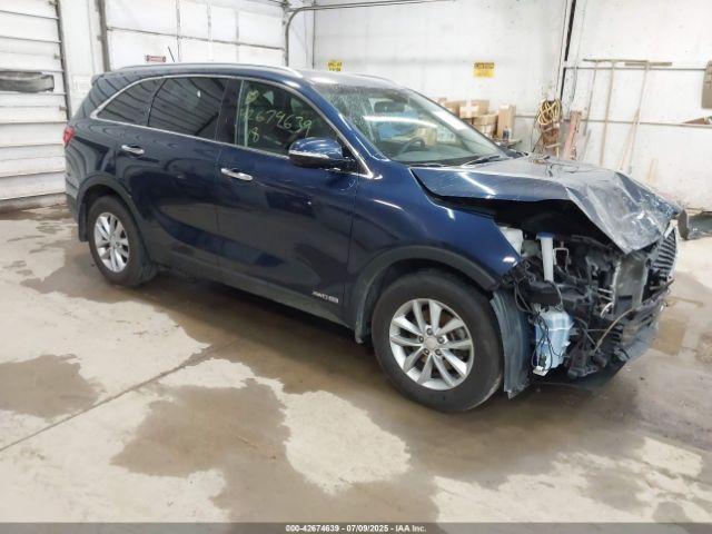  Salvage Kia Sorento