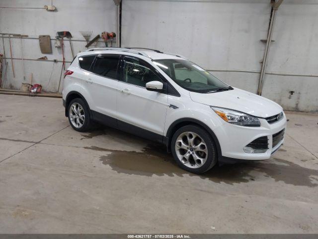  Salvage Ford Escape
