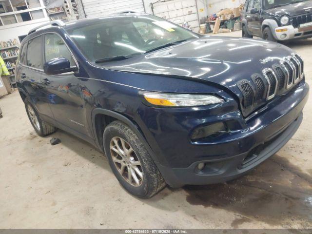  Salvage Jeep Cherokee