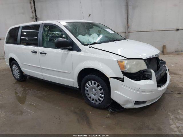  Salvage Chrysler Town & Country