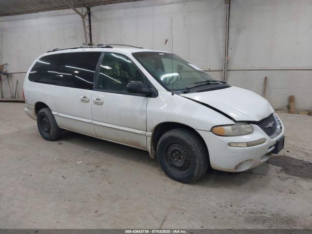  Salvage Chrysler Town & Country