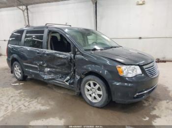  Salvage Chrysler Town & Country