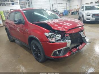  Salvage Mitsubishi Outlander