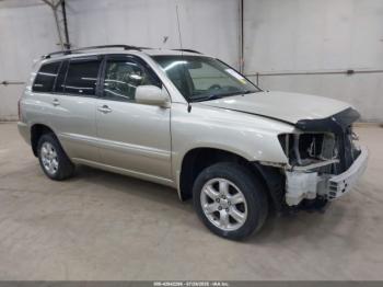  Salvage Toyota Highlander