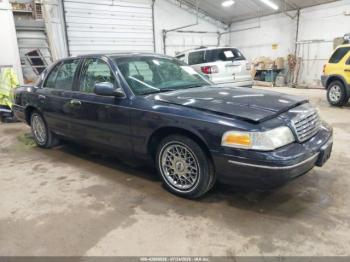  Salvage Ford Crown Victoria