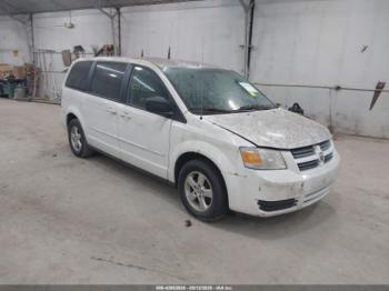  Salvage Dodge Grand Caravan