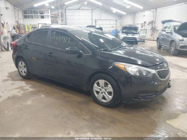  Salvage Kia Forte