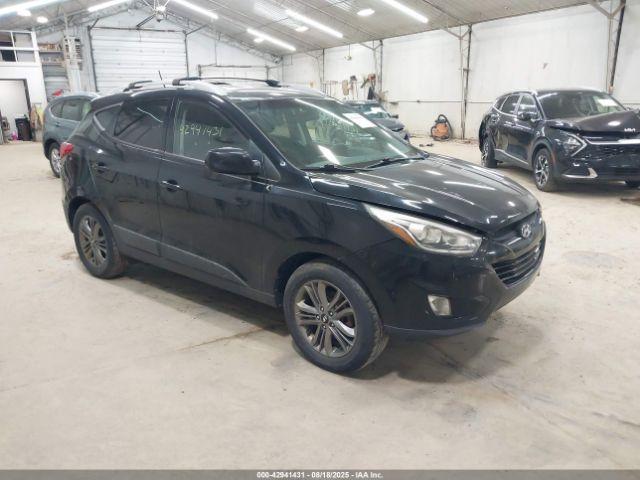  Salvage Hyundai TUCSON