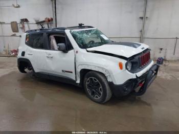  Salvage Jeep Renegade