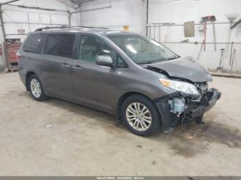  Salvage Toyota Sienna