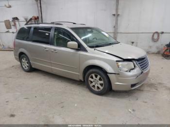  Salvage Chrysler Town & Country