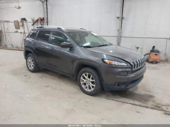  Salvage Jeep Cherokee