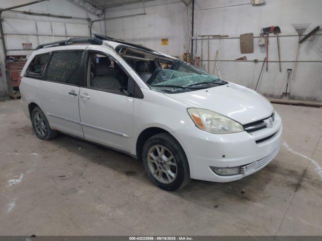  Salvage Toyota Sienna