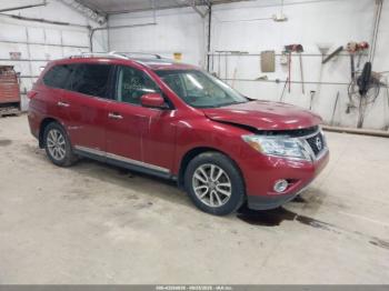  Salvage Nissan Pathfinder