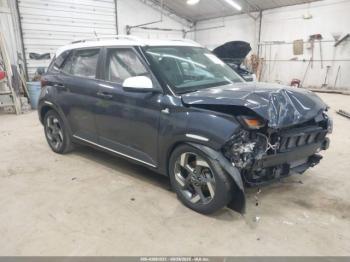  Salvage Hyundai VENUE