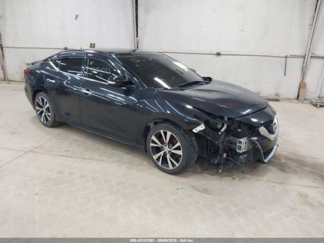  Salvage Nissan Maxima