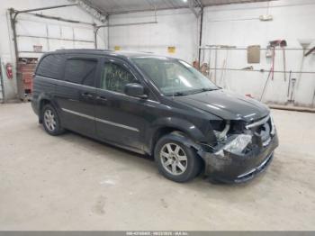  Salvage Chrysler Town & Country