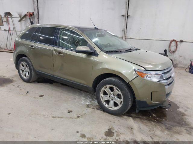  Salvage Ford Edge