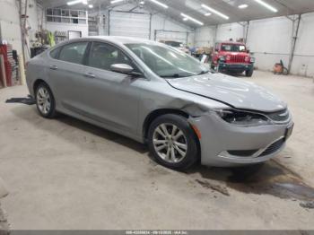  Salvage Chrysler 200