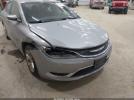 Chrysler 200 Limited Image 14