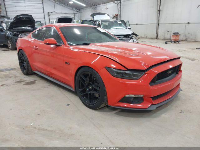  Salvage Ford Mustang