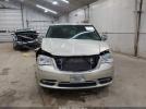 Chrysler Town & Country Limited Image 13