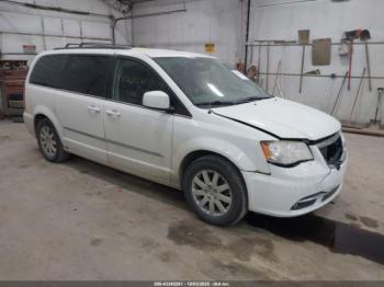  Salvage Chrysler Town & Country