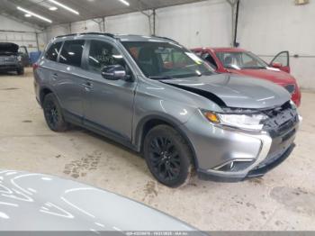  Salvage Mitsubishi Outlander