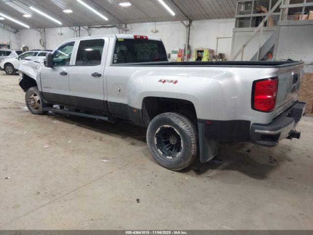 Chevrolet Silverado 3500 Wt Image 2
