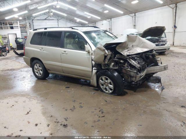  Salvage Toyota Highlander