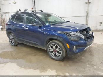  Salvage Kia Seltos