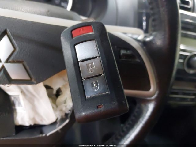 Mitsubishi Mirage Es Image 8