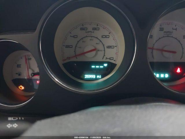 Dodge Challenger Image 4