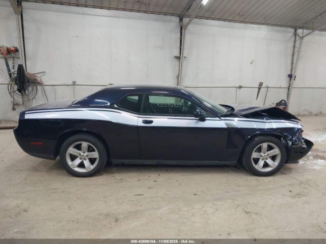 Dodge Challenger Image 9