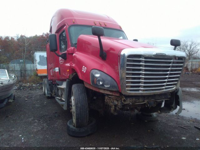 Freightliner Cascadia 125 Image 2