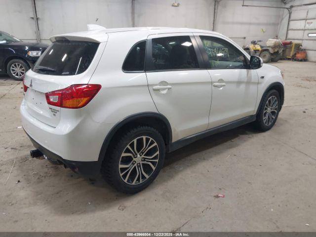 Mitsubishi Outlander 2.4 Se Image 3