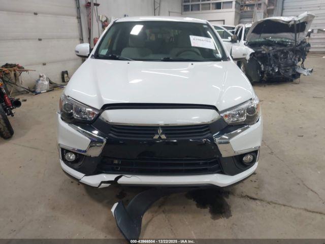 Mitsubishi Outlander 2.4 Se Image 12