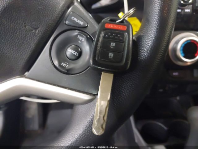 Honda Fit Lx Image 6