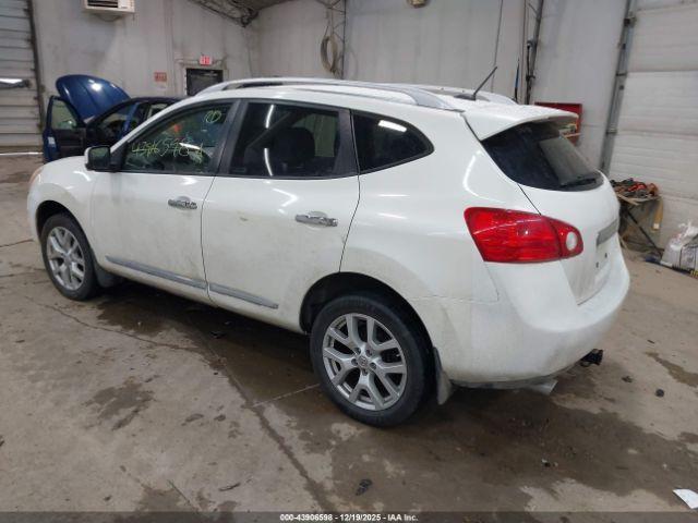 Nissan Rogue Image 10