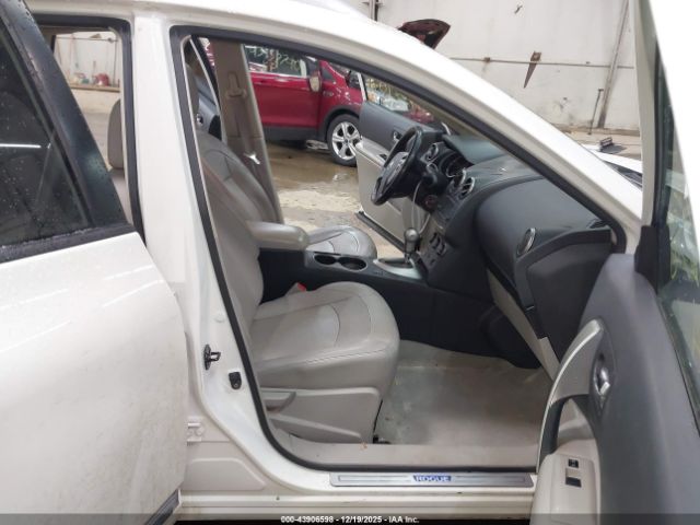 Nissan Rogue Image 4