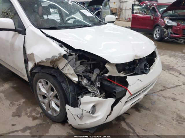 Nissan Rogue Image 9