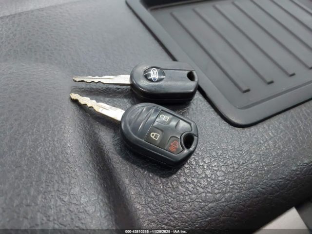 Ford F-150 Xlt Image 10