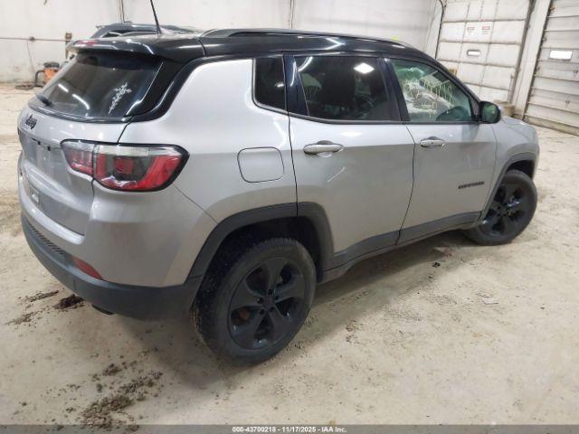 Jeep Compass Altitude 4x4 Image 16