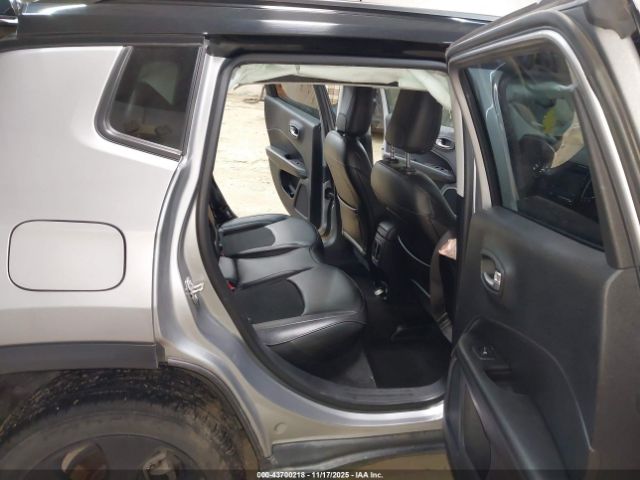Jeep Compass Altitude 4x4 Image 14