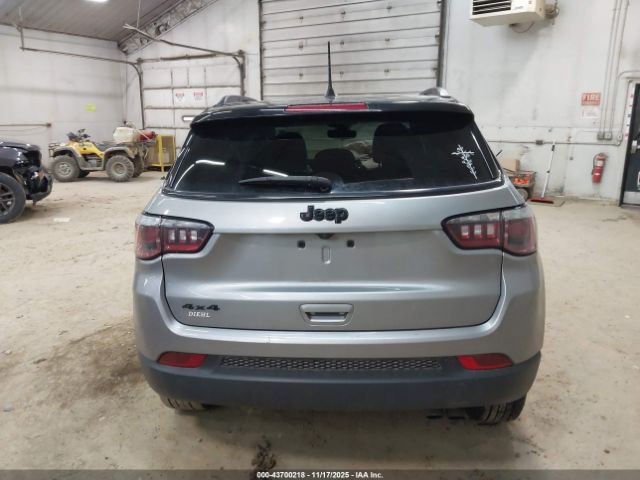 Jeep Compass Altitude 4x4 Image 3
