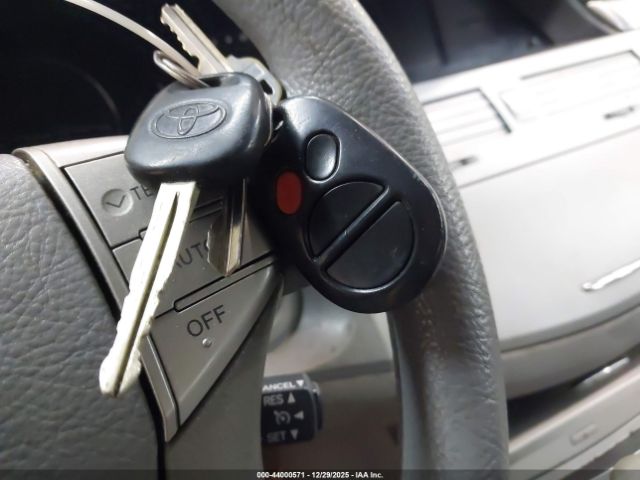 Toyota Avalon Xl Image 10