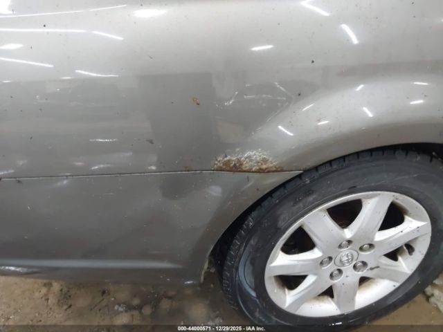 Toyota Avalon Xl Image 9