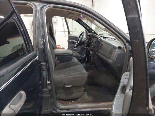 Dodge Ram 1500 St Image 8