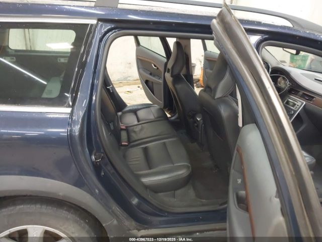 Volvo XC70 3.2 Image 12